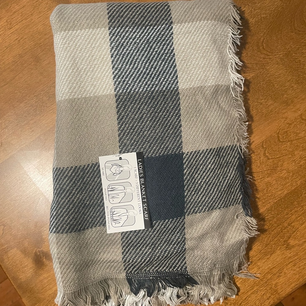 BNWT Flannel Scarf